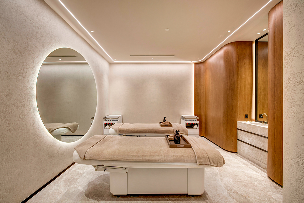 Regnum The Crown Crown Signature Suite Wellbeign Spa 01