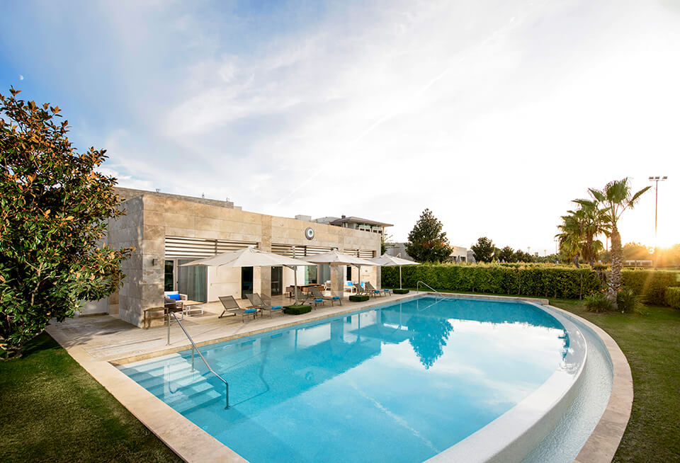 Regnumcarya Baron Villa General View