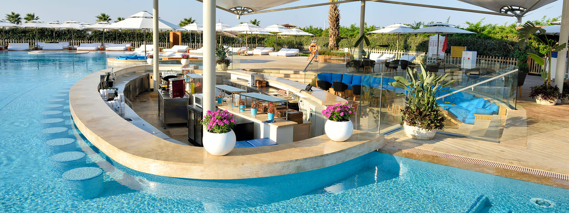 Regnum Carya | Pools | Adult Pool