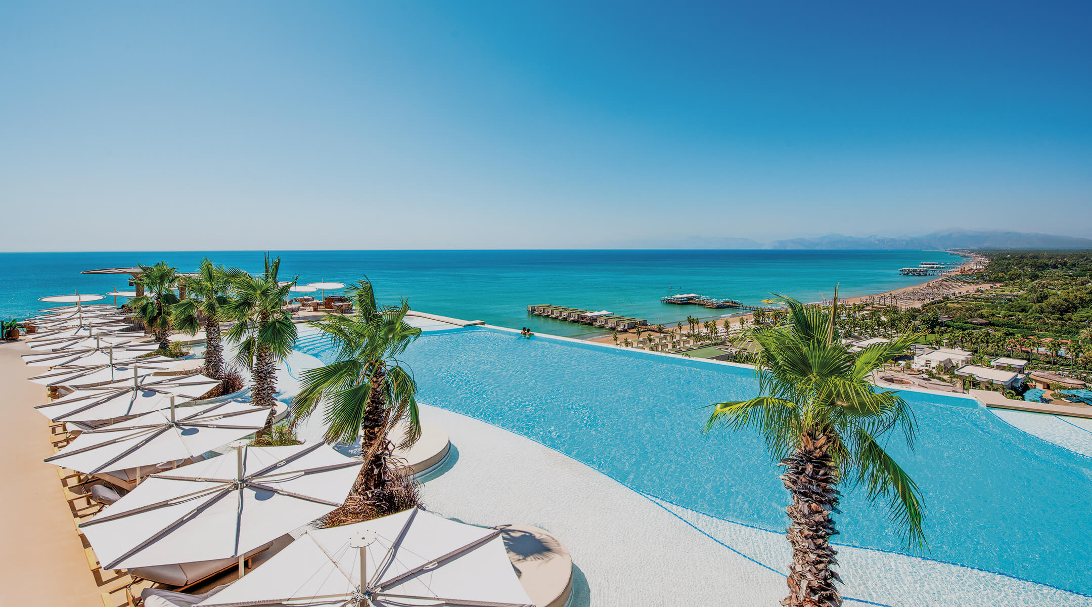 Regnum The Crown Seven Rooftop Pool 04 2 Banner