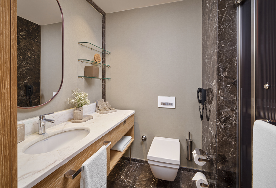 Regnum Carya Emerald Villa Bathroom REG26 960 X 654